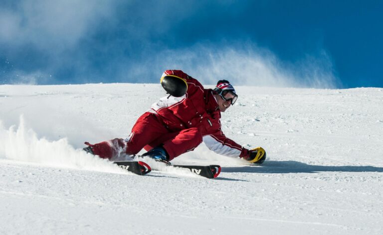 Can Skiing Cause Lower Back Pain? Discover 5 Tips to Enjoy the Slopes Pain-free